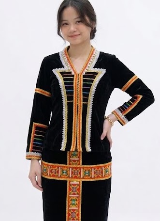 Traditional Costume Dusun Papar